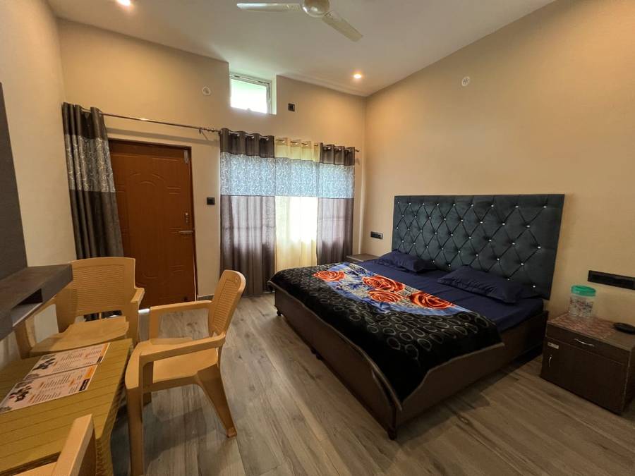 Hotel-Img