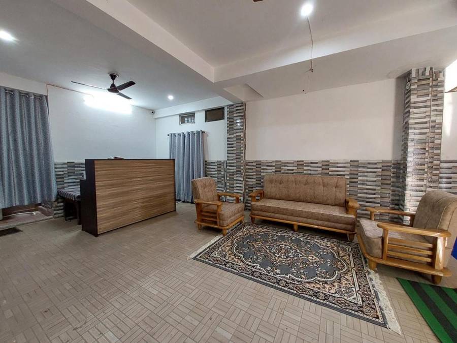 Manor Residency,Nagwa Lanka,2 star