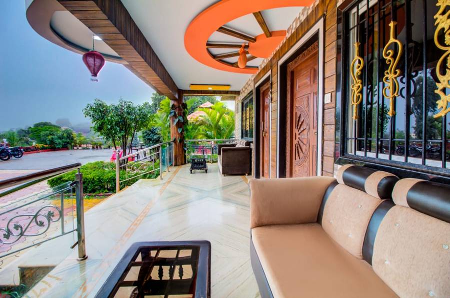 Arowana Crest Villa,,3 star