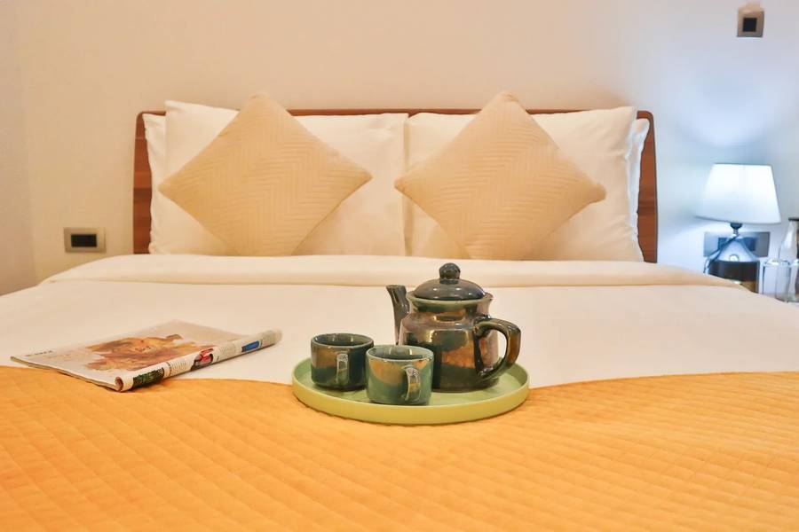 alaya stays cliff zen 2bhk apartments in panthaghati