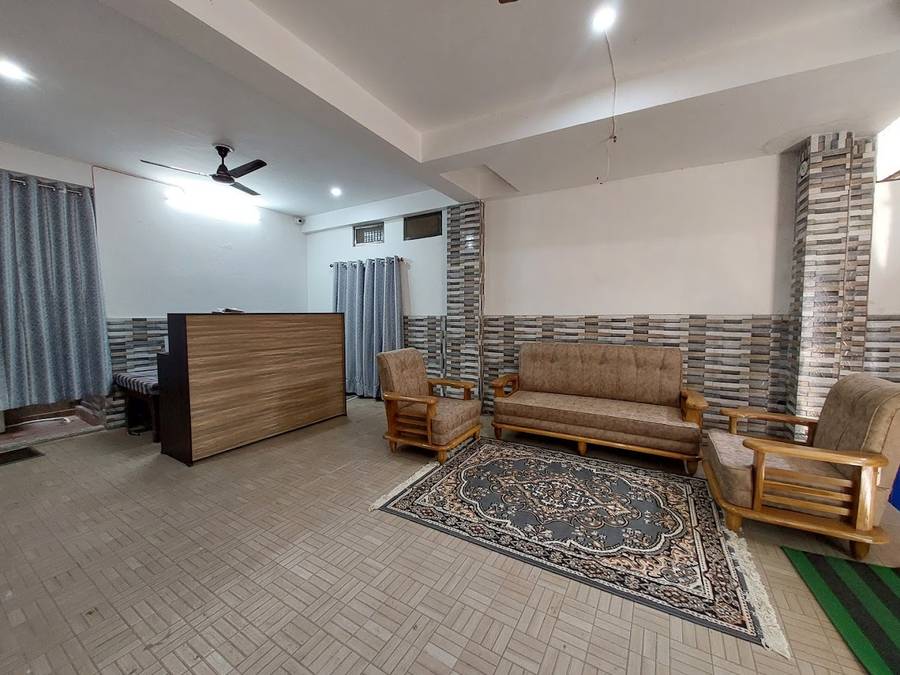 Manor Residency,Nagwa Lanka,2 star