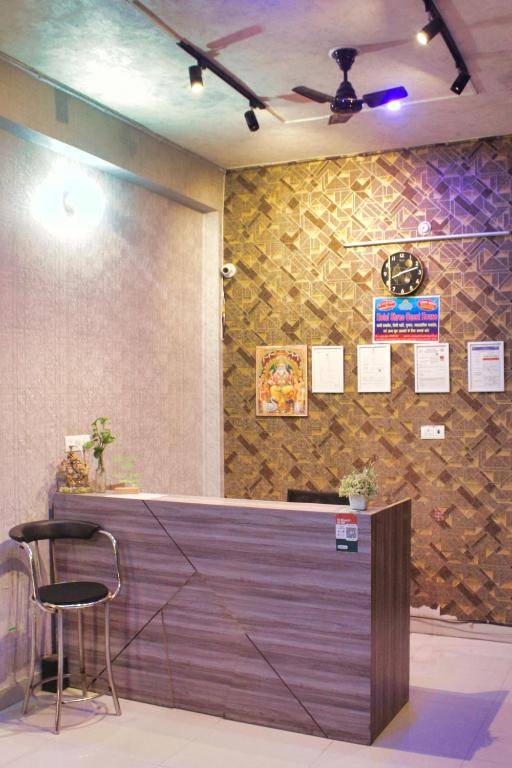 Shree Hotel,,3 star