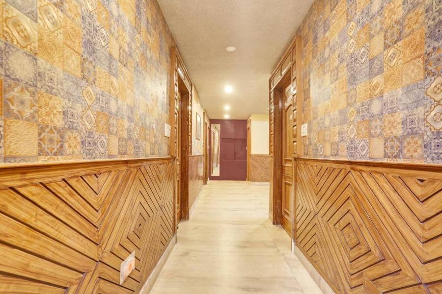 Hotel O Civil Lines Dharamshala Formerly City Plaza,,3 star