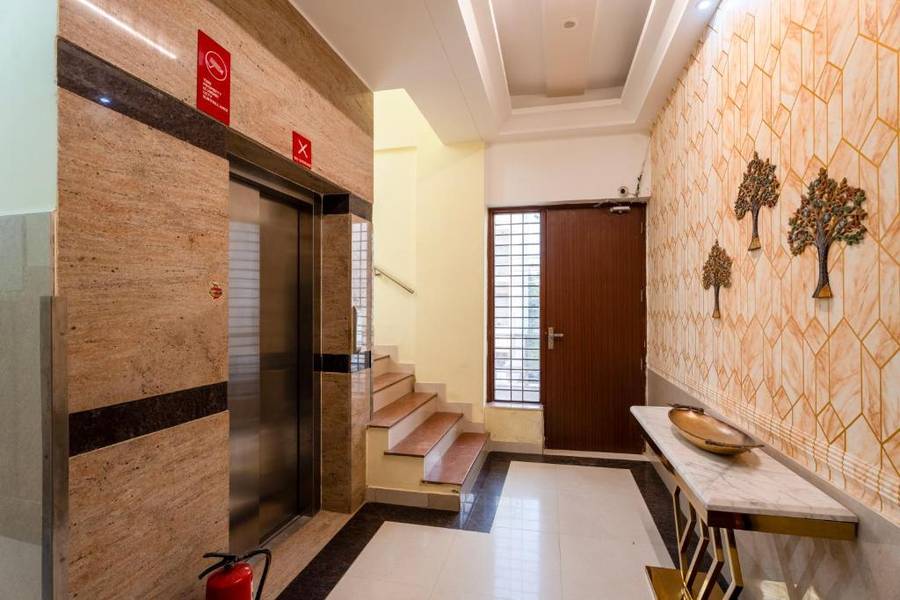 The Lodgers Hotel - Sector 38 Near Medanta Medicity,Sector 38,3 star