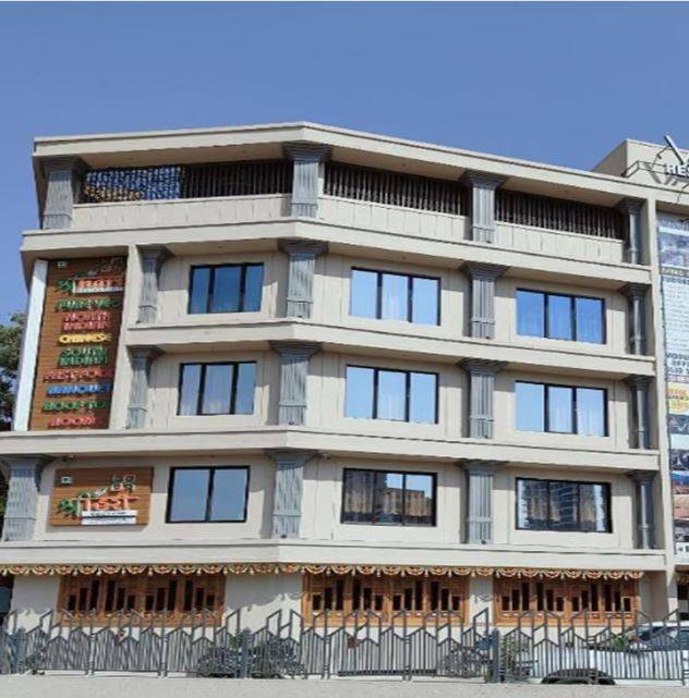 Vav Residency,Kopar Khairane,3 star