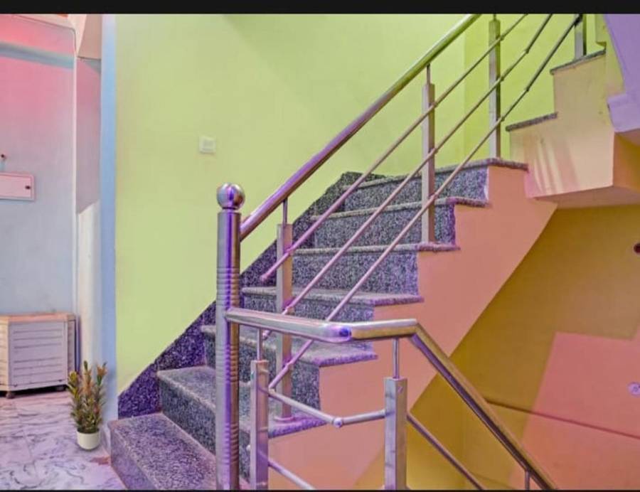 Hotel Krishna Inn,,2 star