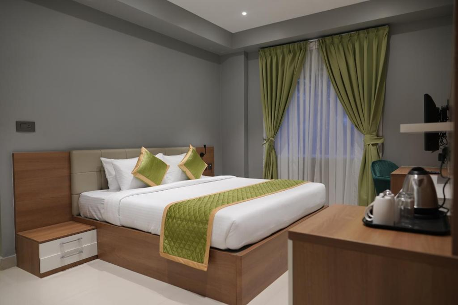 hotel grand alleppey by hawk hospitality