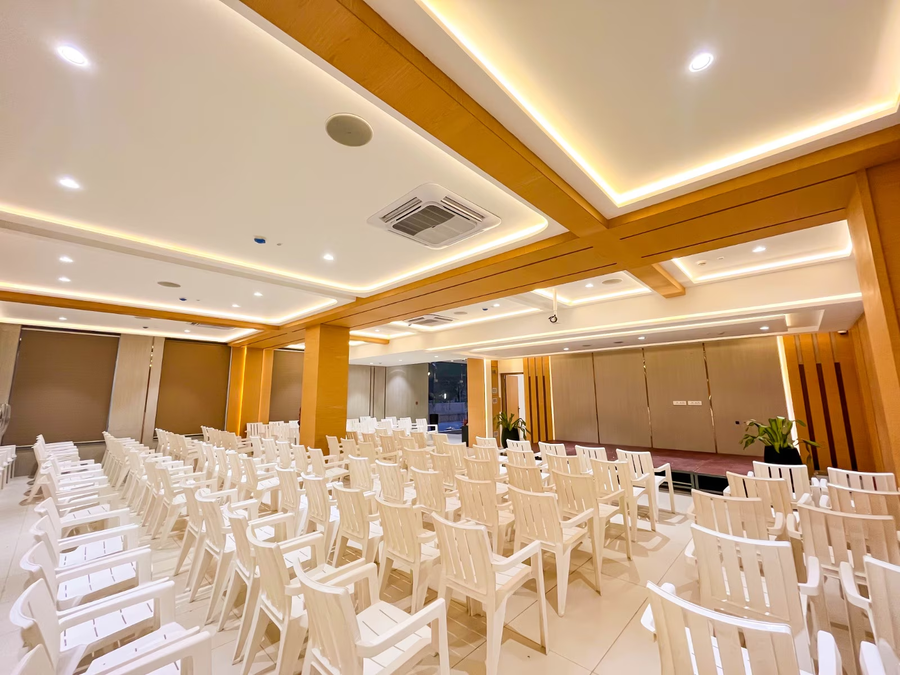 hotel nakshathra a royal stay