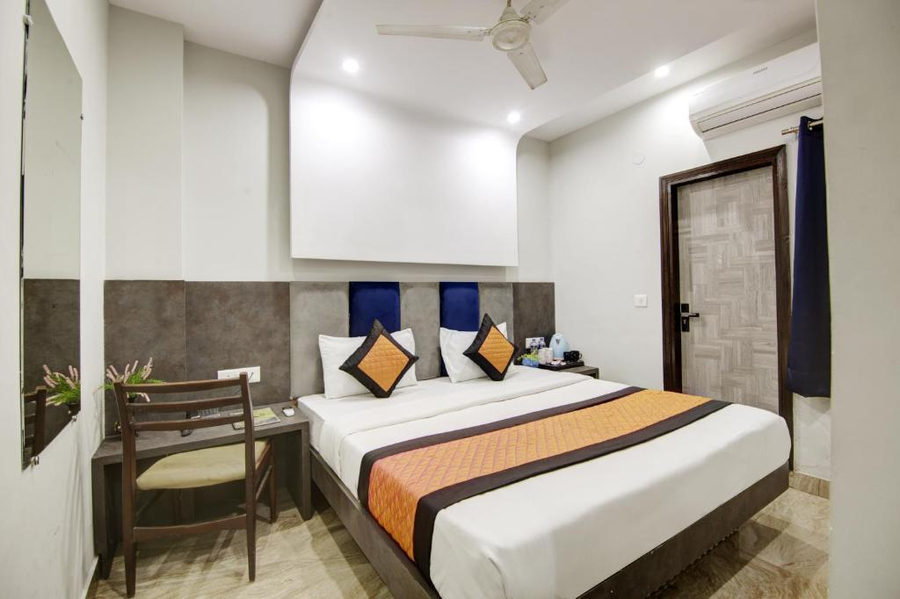 hotel sb inn new delhi railway station