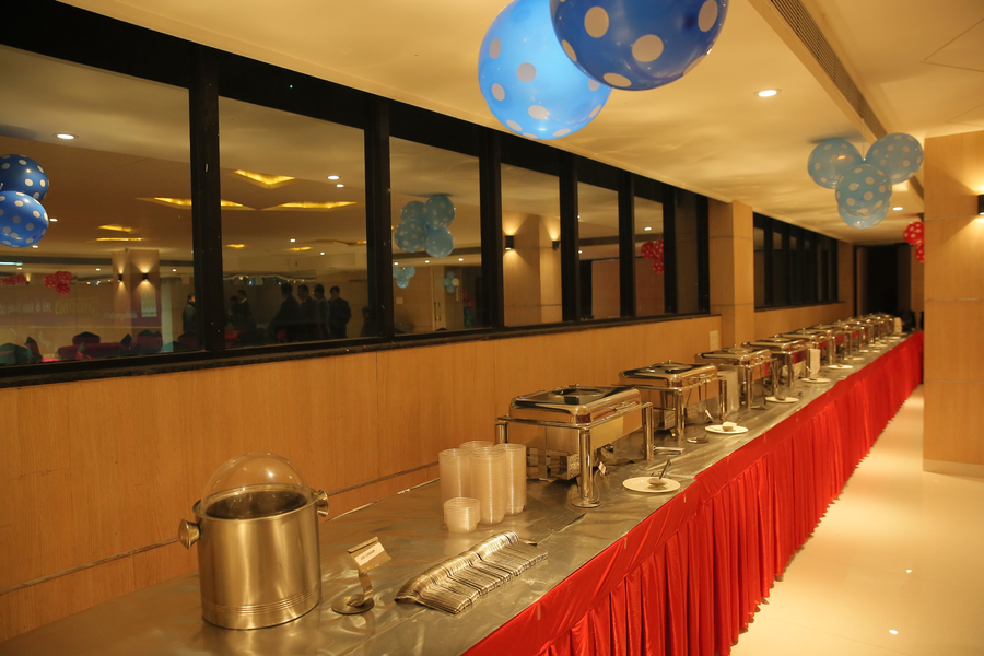 Hotel Horizon Plaza,Lashkar,3 star
