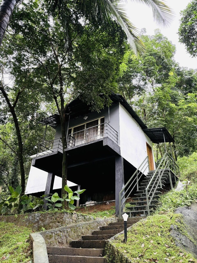Vayalada Garden Resort,,2 star