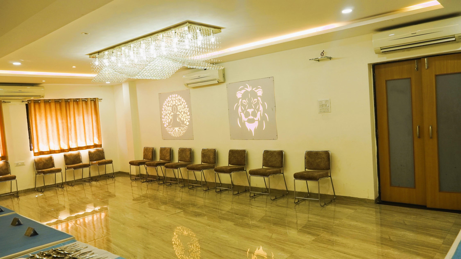 hotel konark vijay nagar
