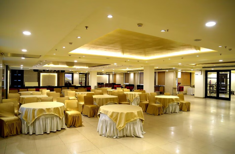 Hotel Aroma Classic,Sector 22,3 star