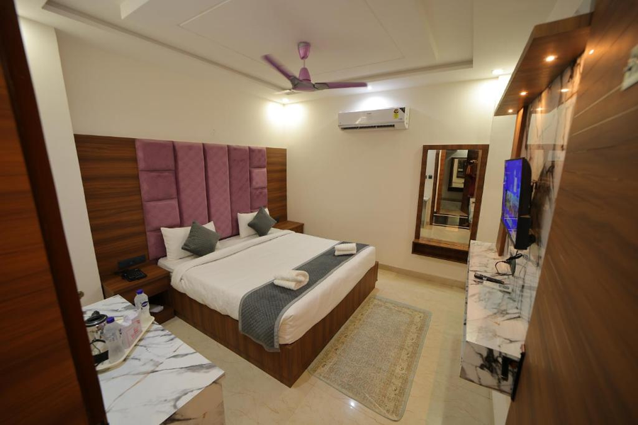 hotel dev vilas