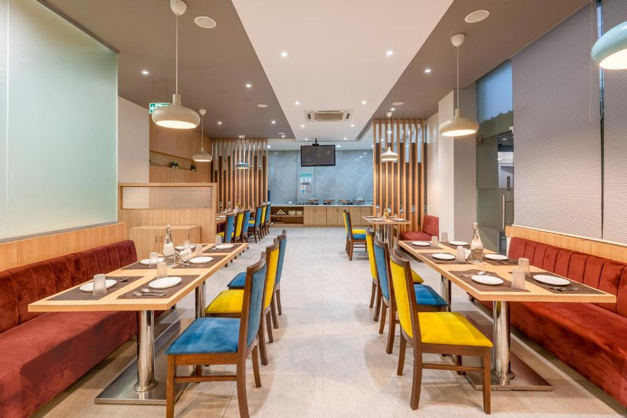 westside hotel hitech city