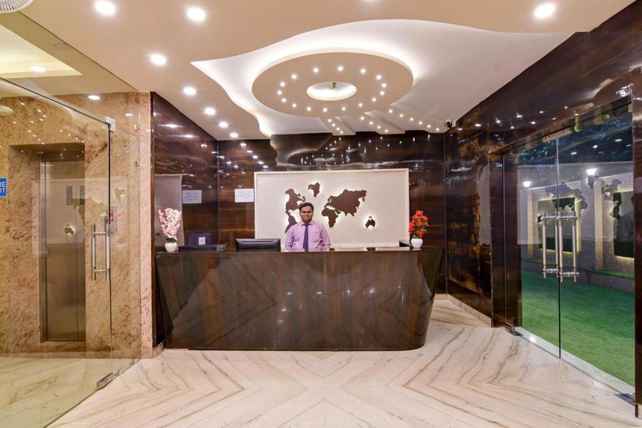 The Elgin Hotel,,3 star