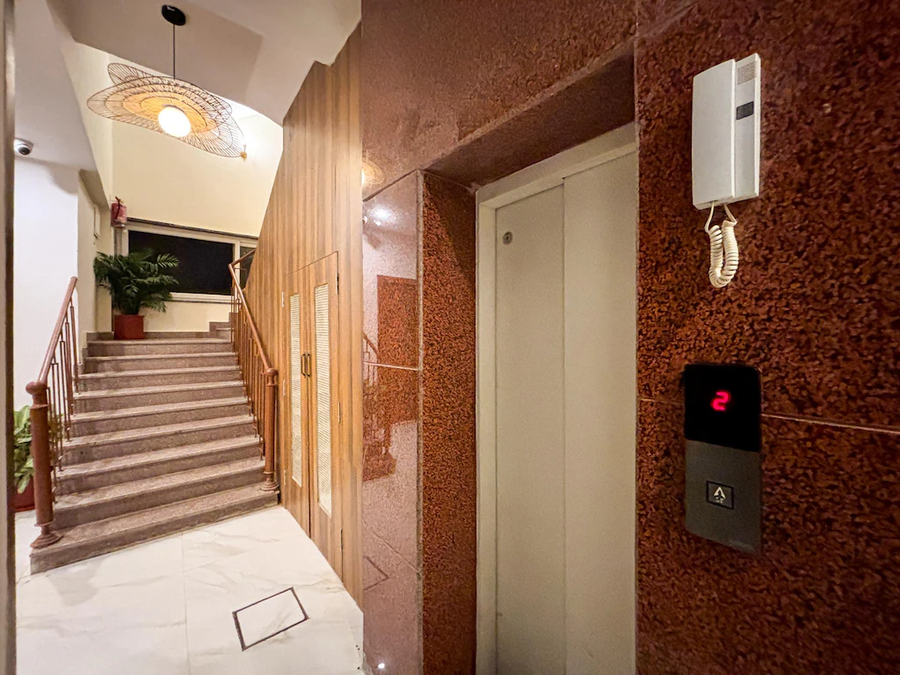 The Neeraj Ganga Rajmahal Wellness Dream,,4 star