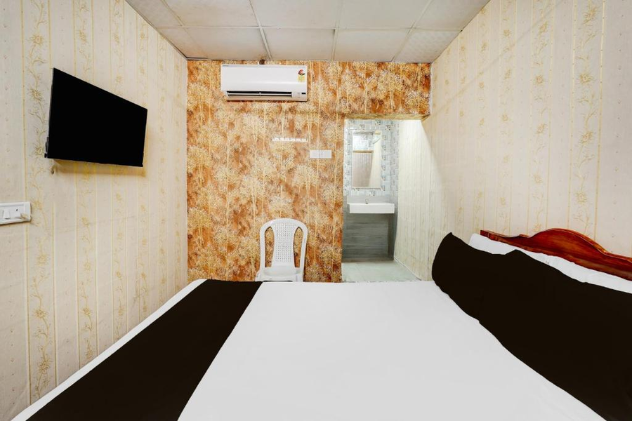 Collection O Vadapalani Murugan Temple,,3 star