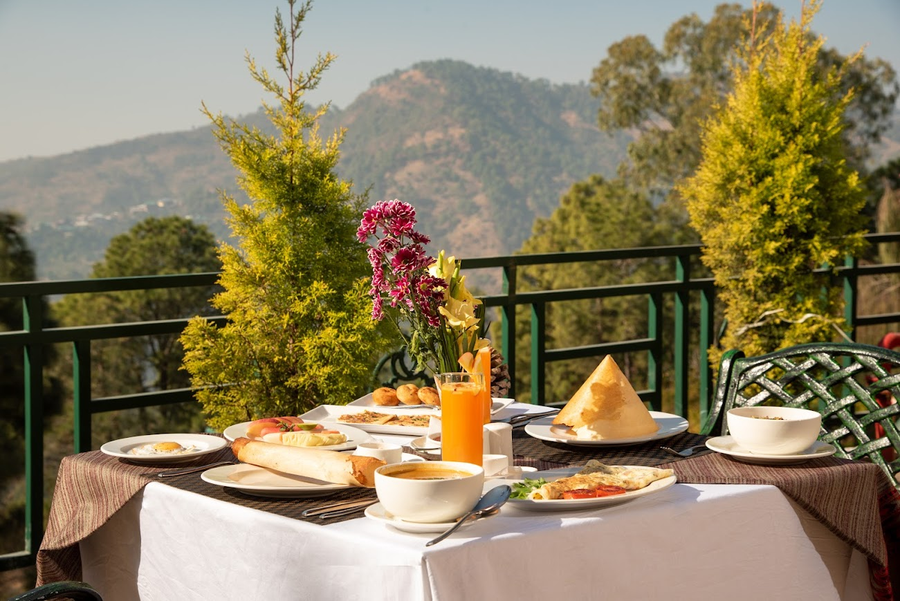 Royalpine Rosastays Kasauli,,5 star