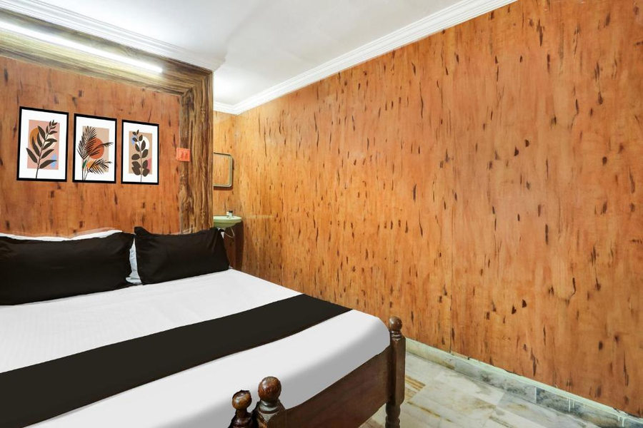 Super Hotel O Chowrasta Near Congress Bhavan,Warangal>>Kondapur,3 star