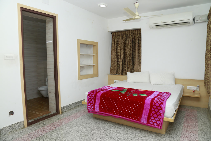 Aaru Residency,,2 star