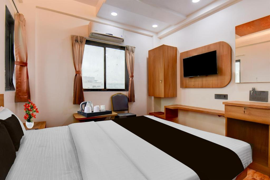 townhouse balewadi stadium pune formerly hotel sarovar