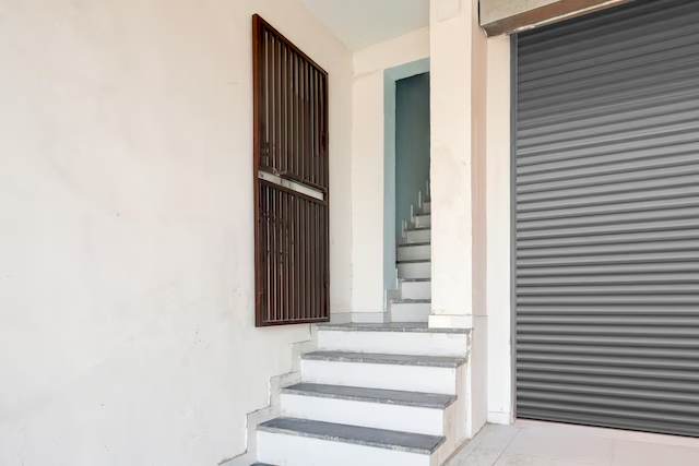 Super Collection O Nayagaon Vikas Nagar,,3 star