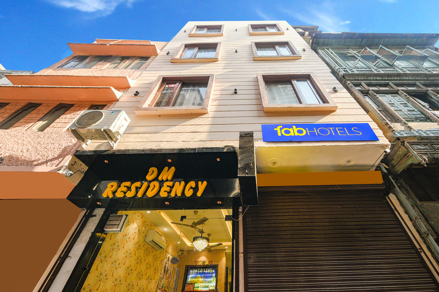 Fabhotel Dm Residency,Near Golden Temple,3 star