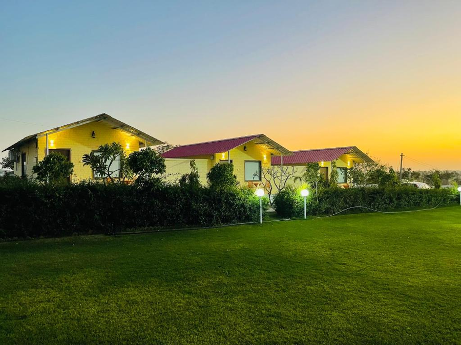 S K Pushkar Resort,,3 star