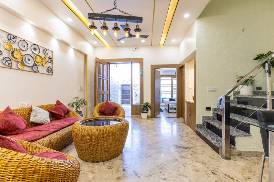 A Radiant Villa On The Ganges,Kolghatti,3 star