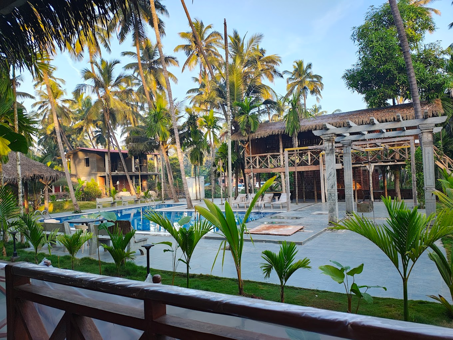 Amaara By The Sea,Diveagar Beach,4 star