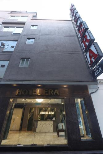 Dahabi Era-Delhi Airport,Mahipalpur,4 star