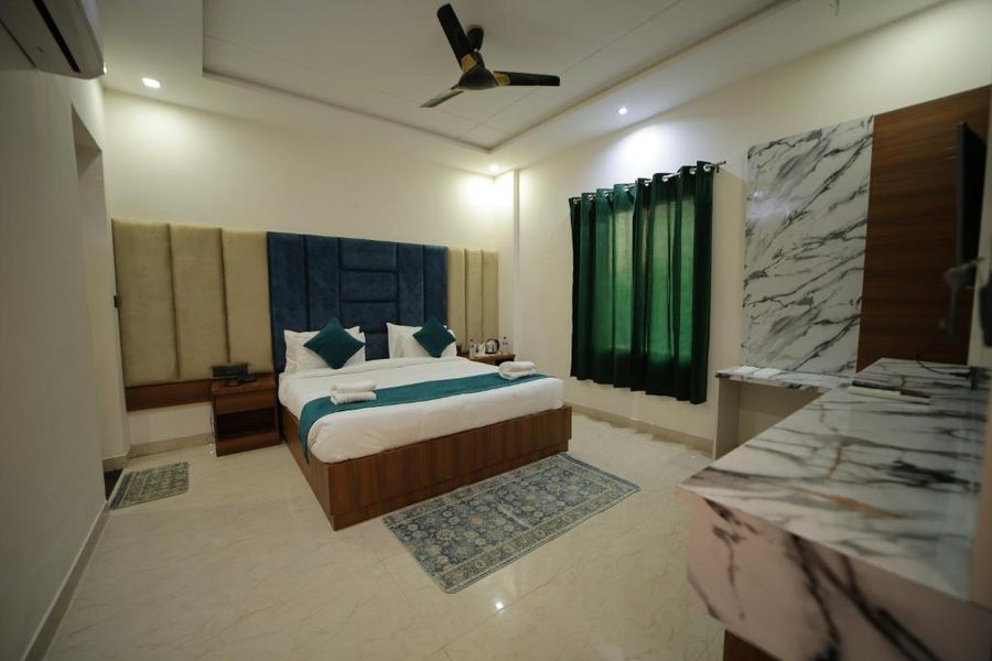 hotel dev vilas