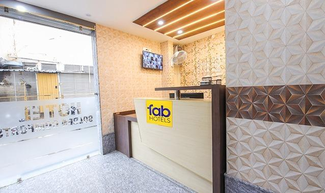 Fabexpress Golden Comforts,,3 star