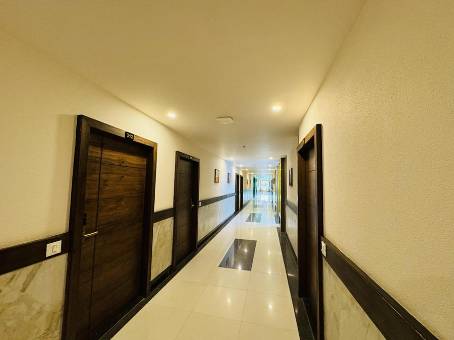 Col's Hotel Uphaar,Rishi Nagar,3 star