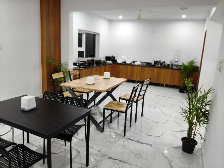 keerthis comforts near kempegowda international airport