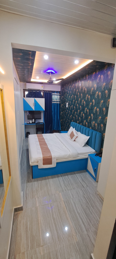 Sun High Stay Luxury Guest House,,2 star