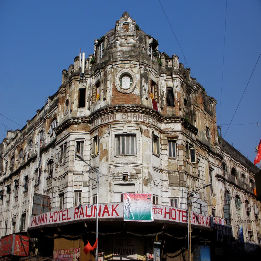Hotel Raunak,Park Circus,2 star