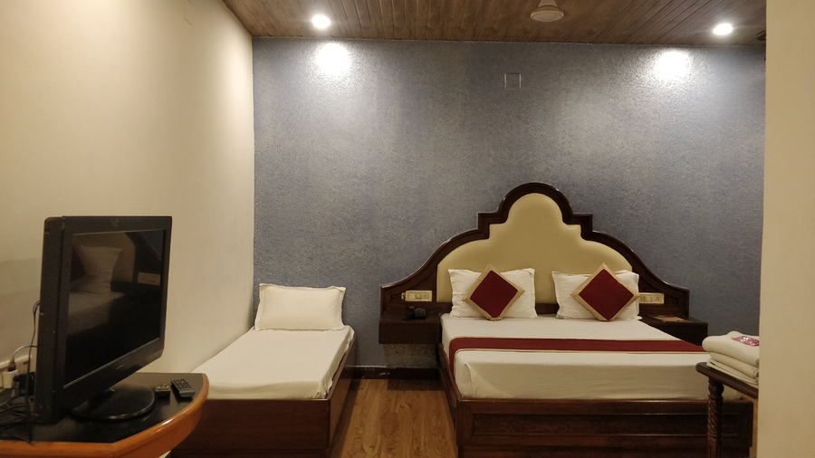 hotel regalia