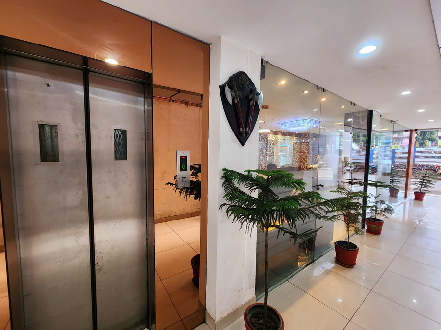 hotel lee international