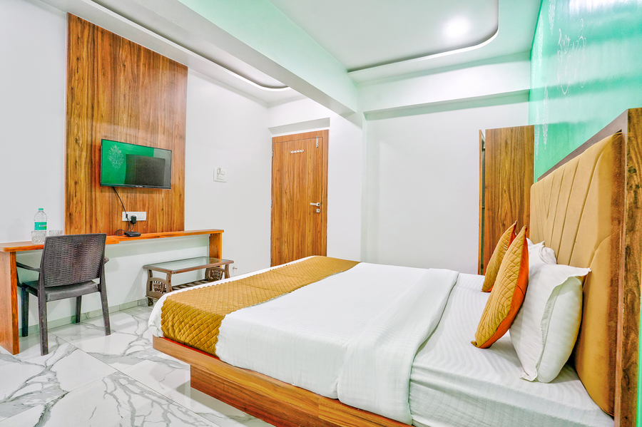 Fabhotel New 7 Star,VASHI,3 star