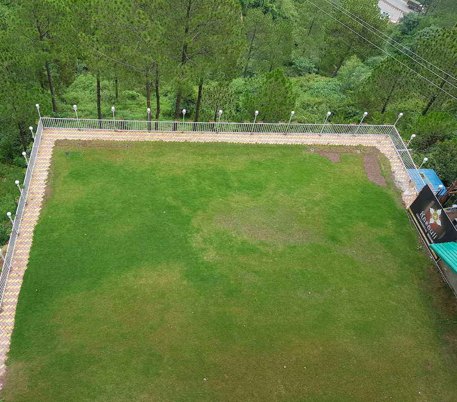 Kasauli Continental Resort,Dharampur>>Chandigarh,3 star