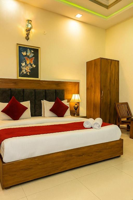 hotel woodlark