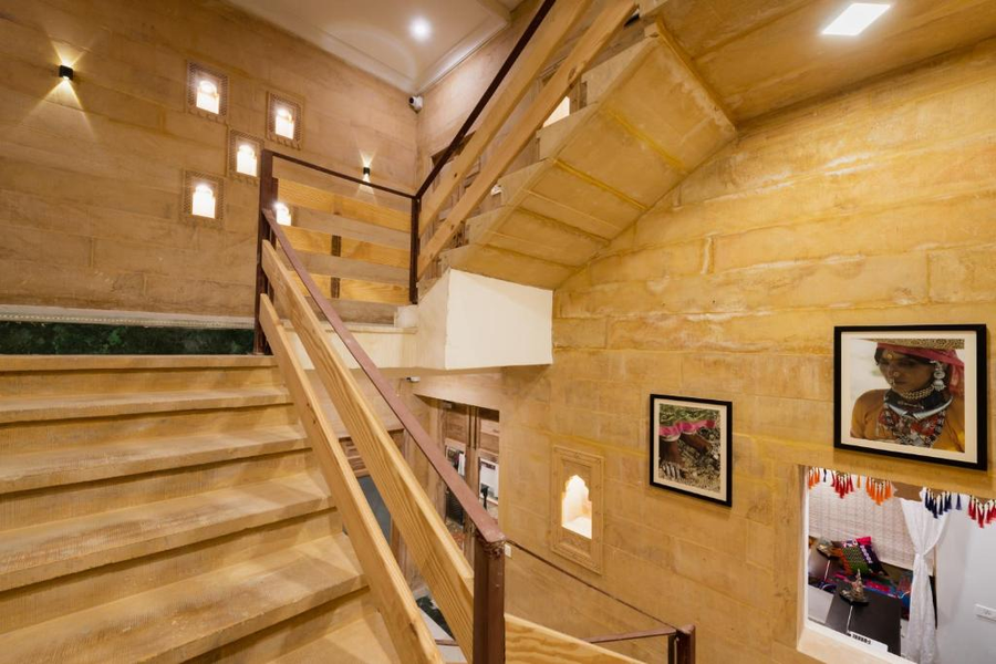 Hotel Meri Haveli,Bera Rd, Opp. Nagarparishad Pushkarna, Postal Colony, Jaisalmer, Rajasthan 345001,2 star