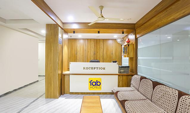 fabhotel raj villa