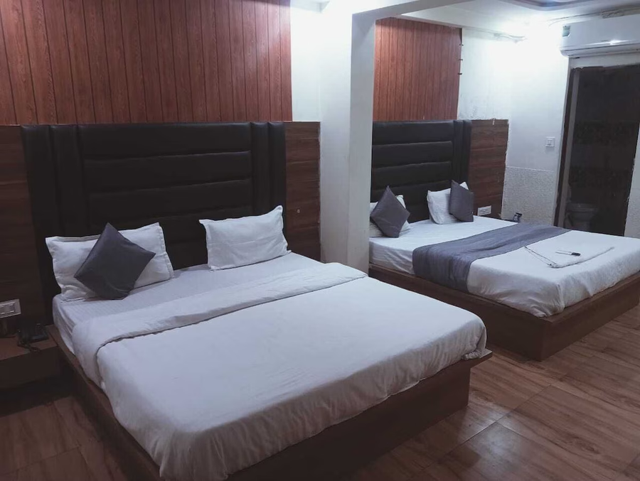 Hotel Kb Villa,Motera,2 star