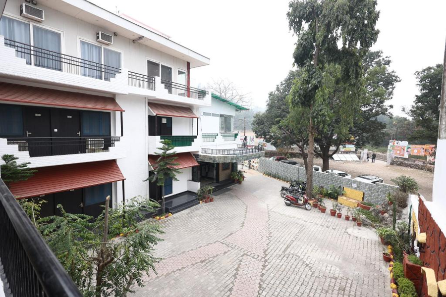 hotel moksha