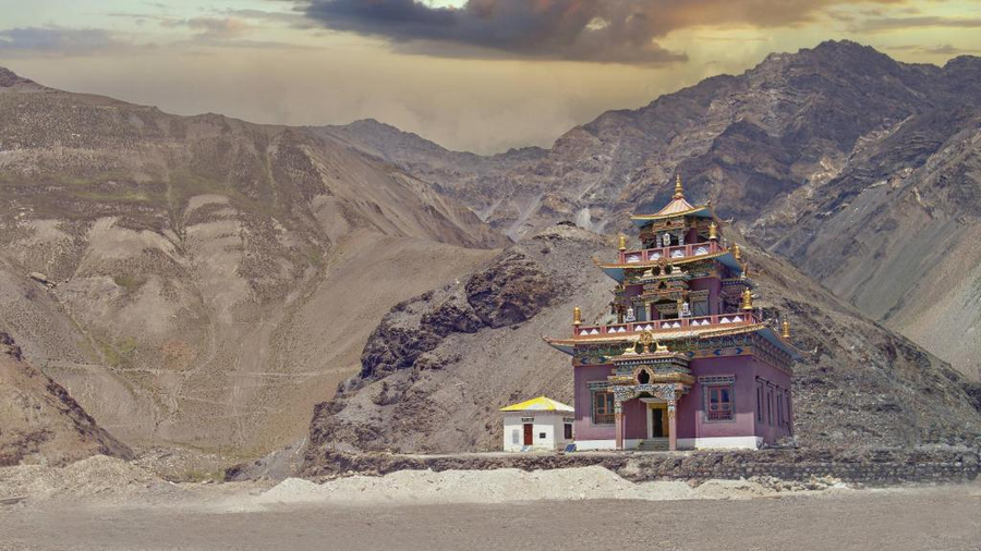 Echor Mud Huts Tabo, Spiti Valley,,5 star