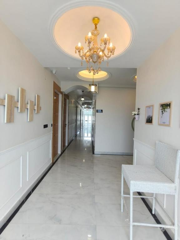 hotel yj manor