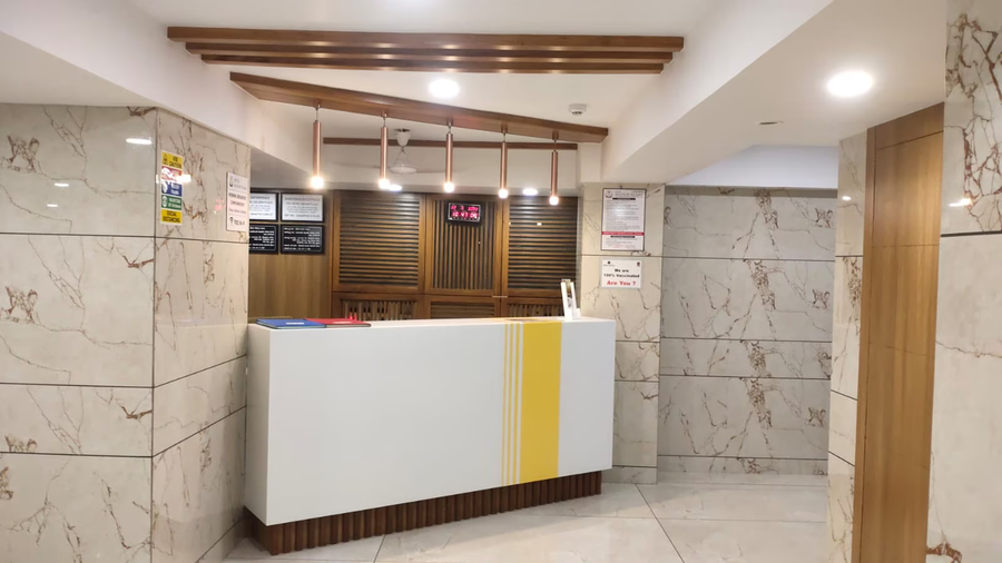 Hotel Golden Plaza,Begumpura,3 star